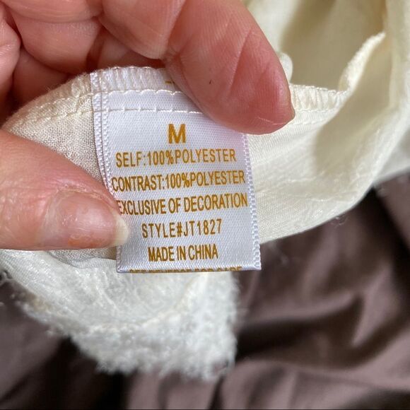 Jealous Tomato ivory fuzzy open back bow blouse M - Picture 8 of 9